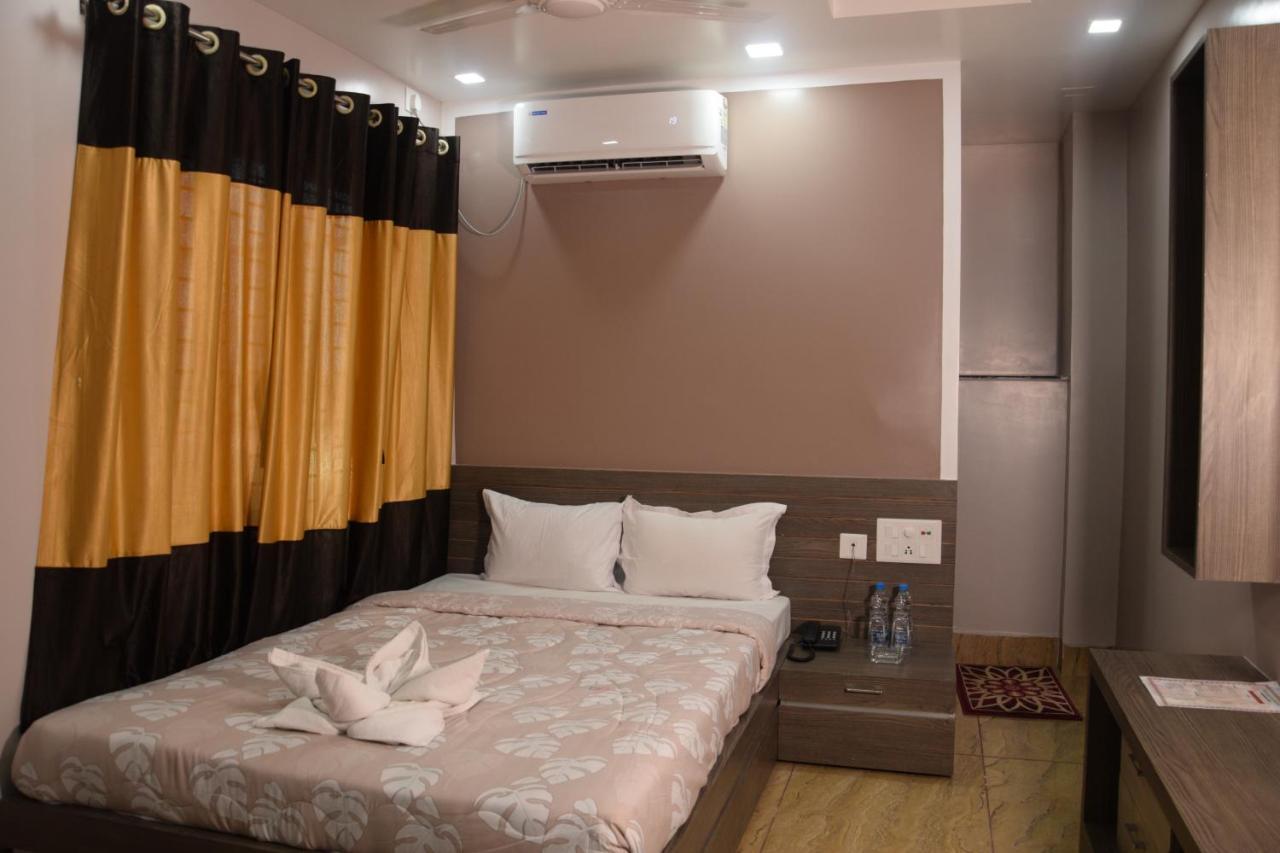 Hotel Nandini Baharampur 외부 사진