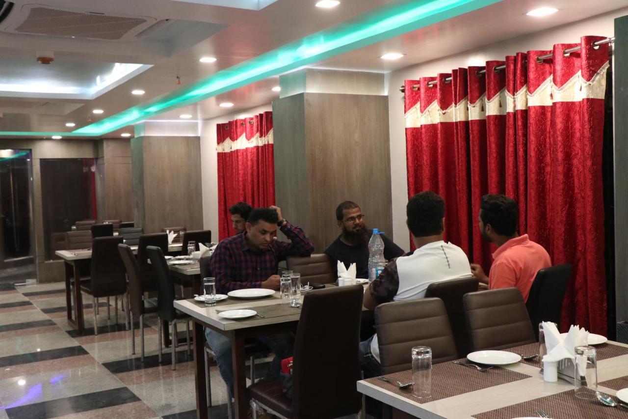 Hotel Nandini Baharampur 외부 사진