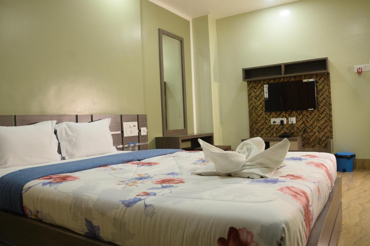 Hotel Nandini Baharampur 외부 사진